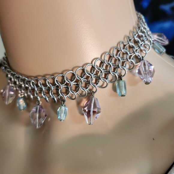 Handmade chainmeil and crystal necklace/choker - Picture 4 of 6